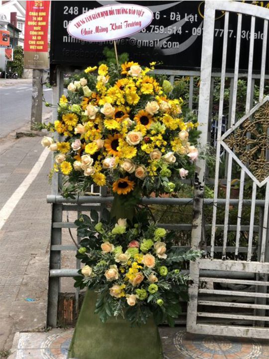 Kệ Hoa Mừng Khai Trương Tông Vàng