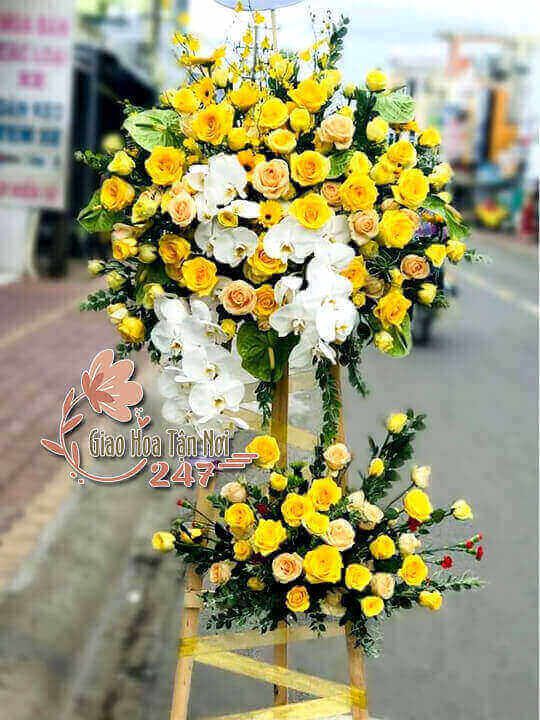 Kệ Hoa Chúc Mừng Khai Trương Tông Vàng