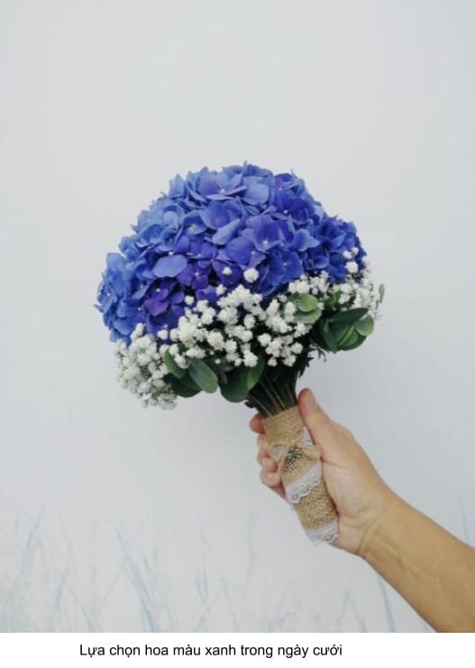 lựa chọn hoa cưới cầm tay màu xanh như thế nào cho hợp lý nhất 