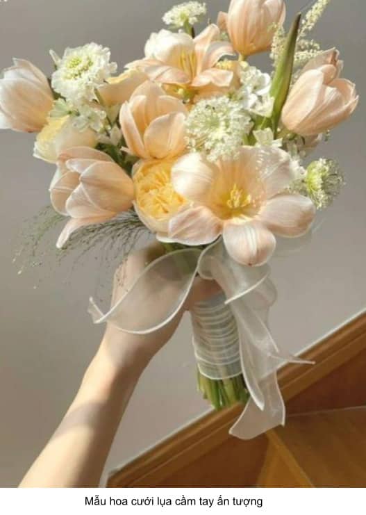 hoa cưới cầm tay bằng lụa 