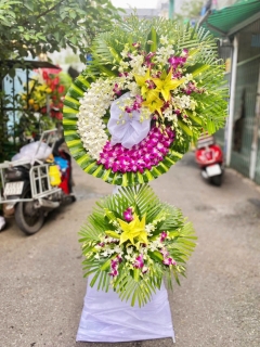 Lẵng Hoa Chia Buồn